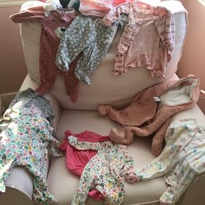 Newborn girl baby clothes